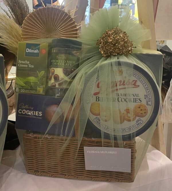 Premium Tea and Cookie Gift Basket