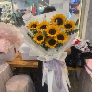 Fresh Sunflower Bouquet