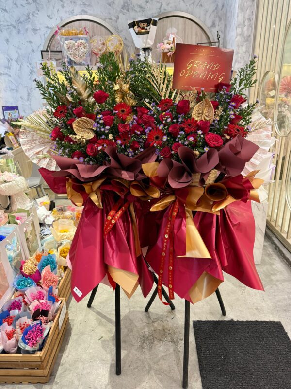 Sweet Success Twins x2 Congratulatory Stand