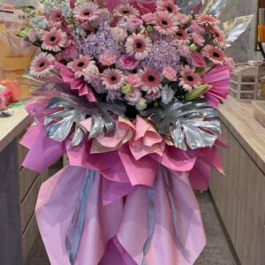 Luxe Petal Stand - Opening Stand Seremban