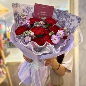 Scarlet Grace - Fresh Flowers