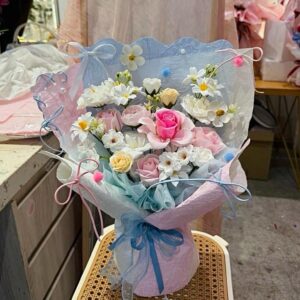 Pastel Bombshell